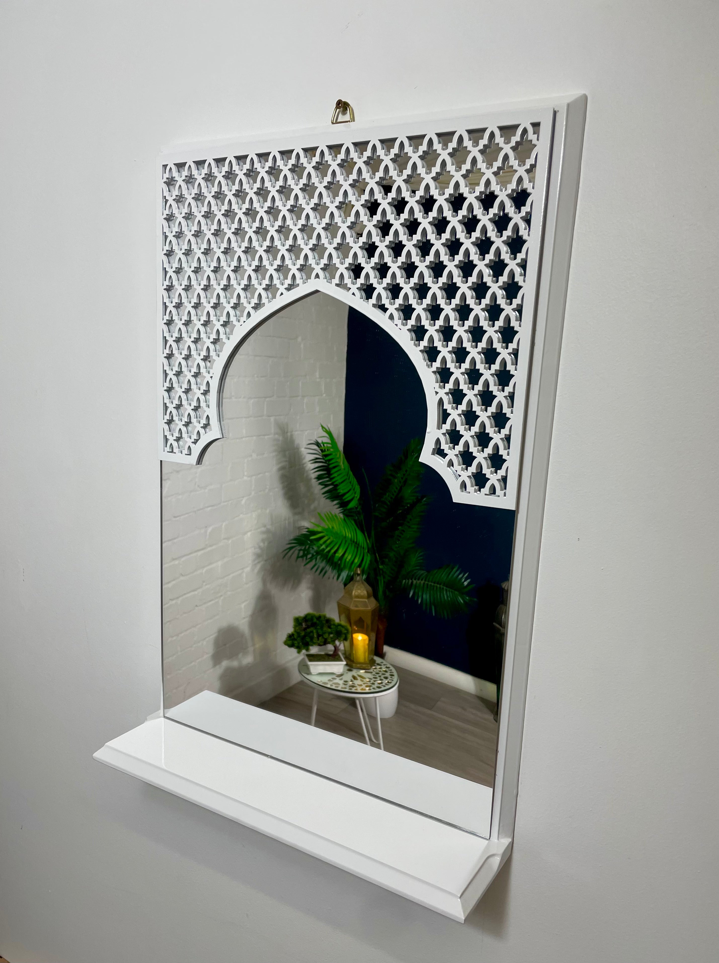 White Moroccan Arch Mirror Shelf with Acrylic Mirror